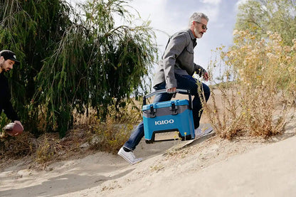 Igloo Heavy-Duty 25 Qt BMX Ice Chest Cooler with Cool Riser Technology